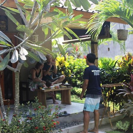 Yuda Menjangan Homestay 반유웨당 외부 사진